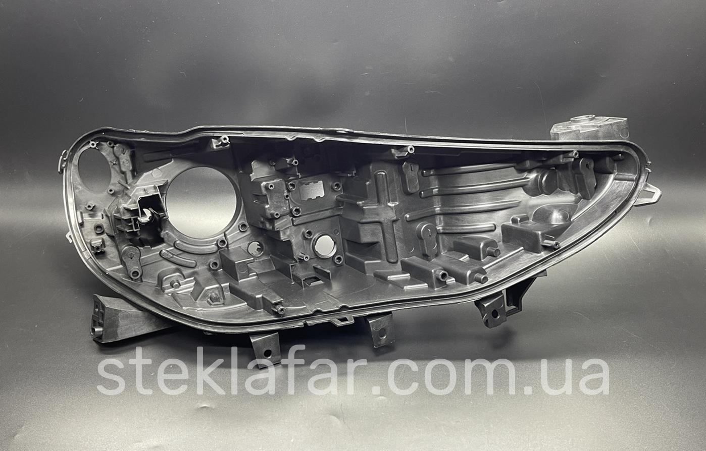 Корпус на фару Alfa Romeo Stelvio (2016-2025)