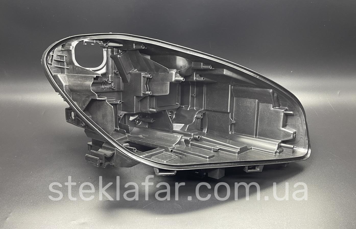 Корпус до фари Mercedes-Benz B-class W246 (2016-2019) LED