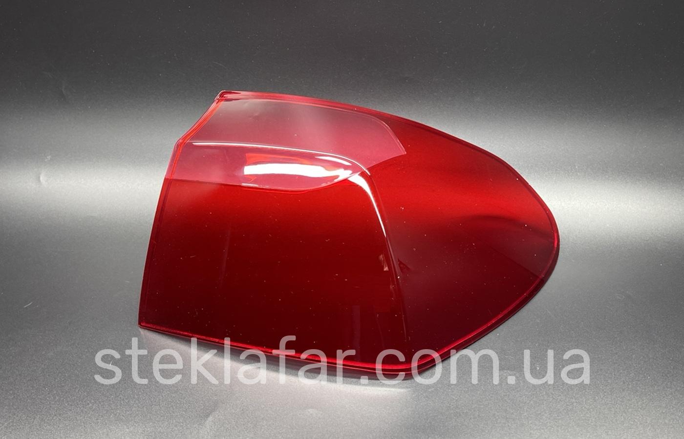 Стекло заднего фонаря BMW 1-Serias F20/F21 (2015-2019) внешний
