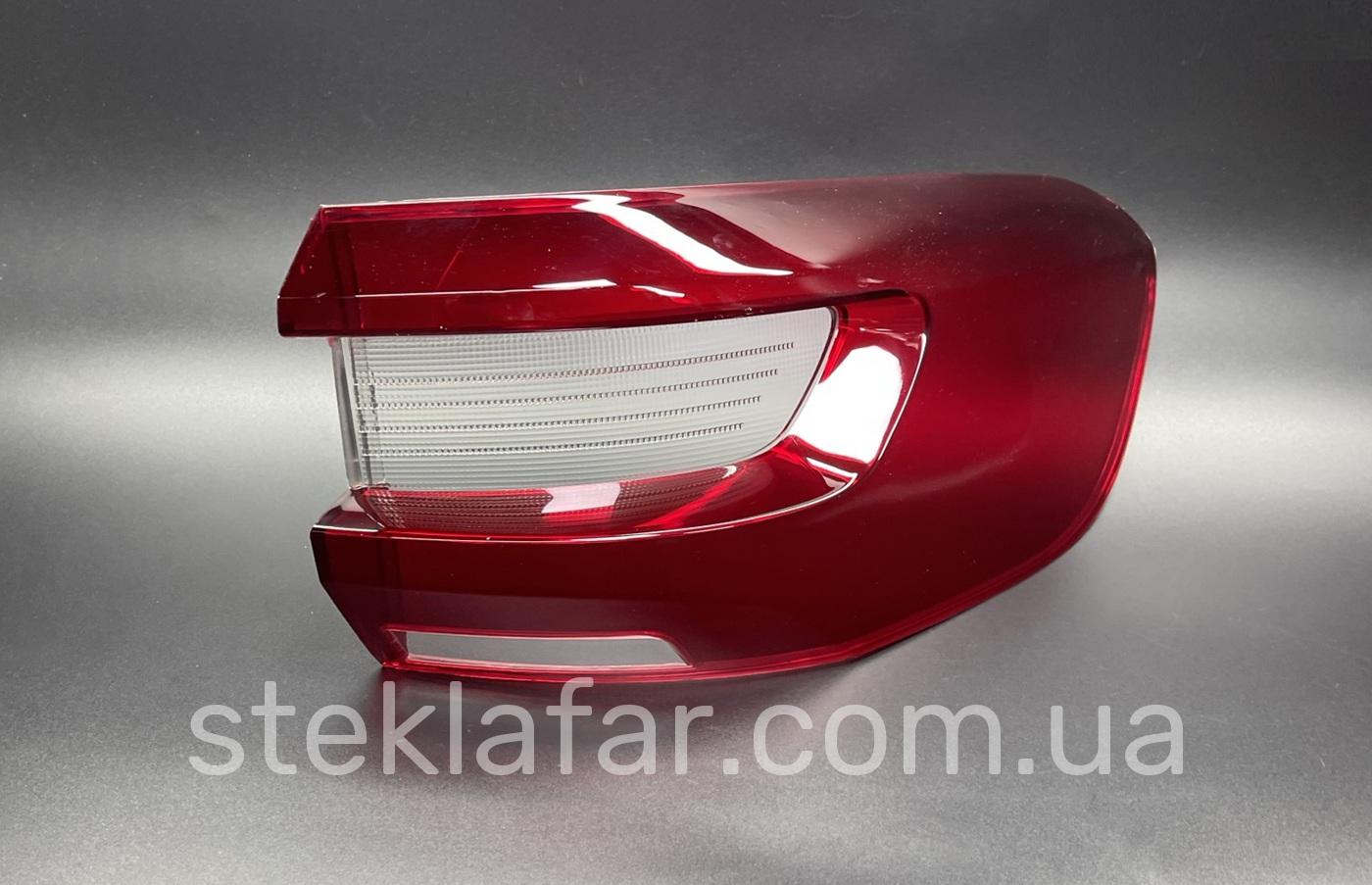 Стекло заднего фонаря BMW X5 G05 (2018-2021) внешний