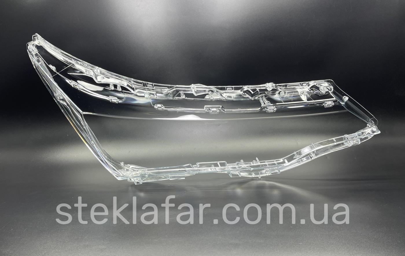Стекло фары Toyota Corolla E18 EU (2016-2019)
