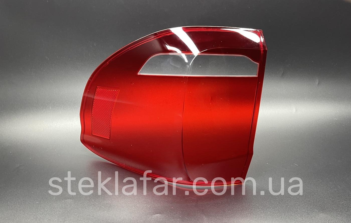 Стекло заднего фонаря BMW X5 F15 (2014-2018) внешний