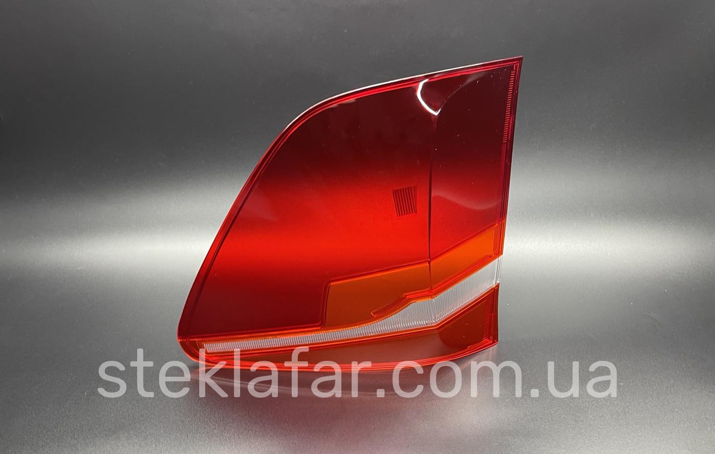 Стекло заднего фонаря BMW X3 F25 (2014-2017) внешний