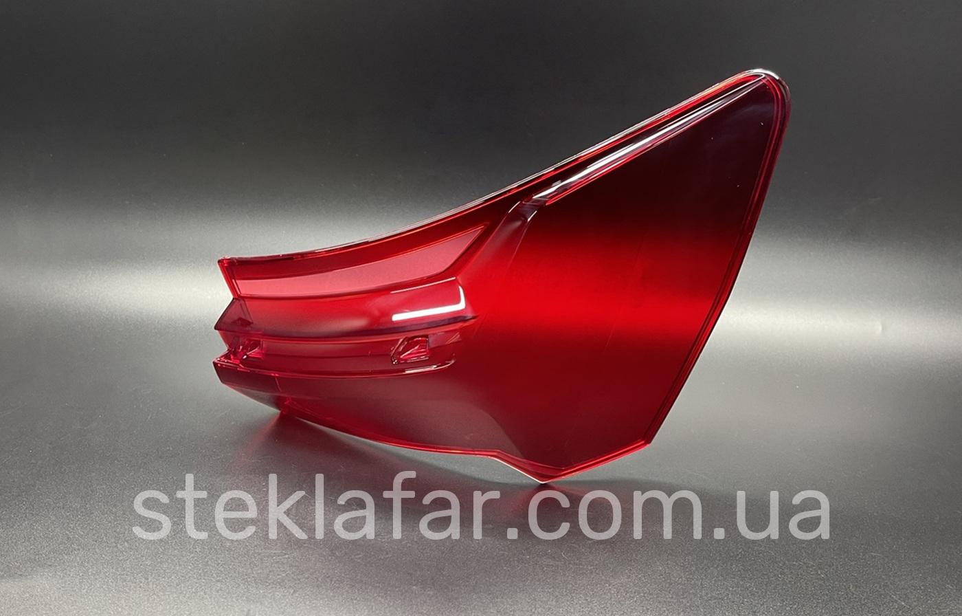 Стекло заднего фонаря Audi A6 C8 (2017-2023)