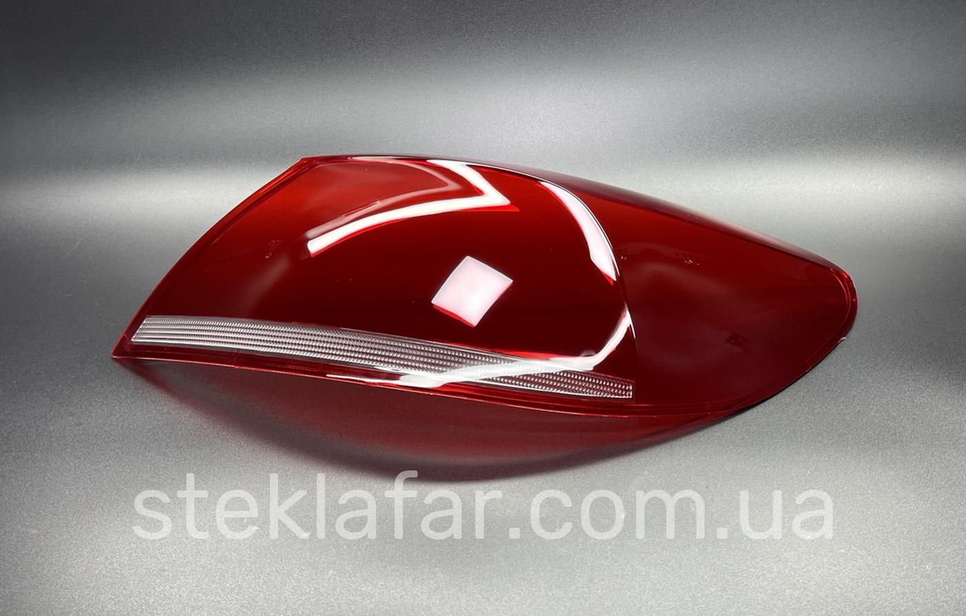 Стекло на задний фонарь Volkswagen CC (2012-2017)