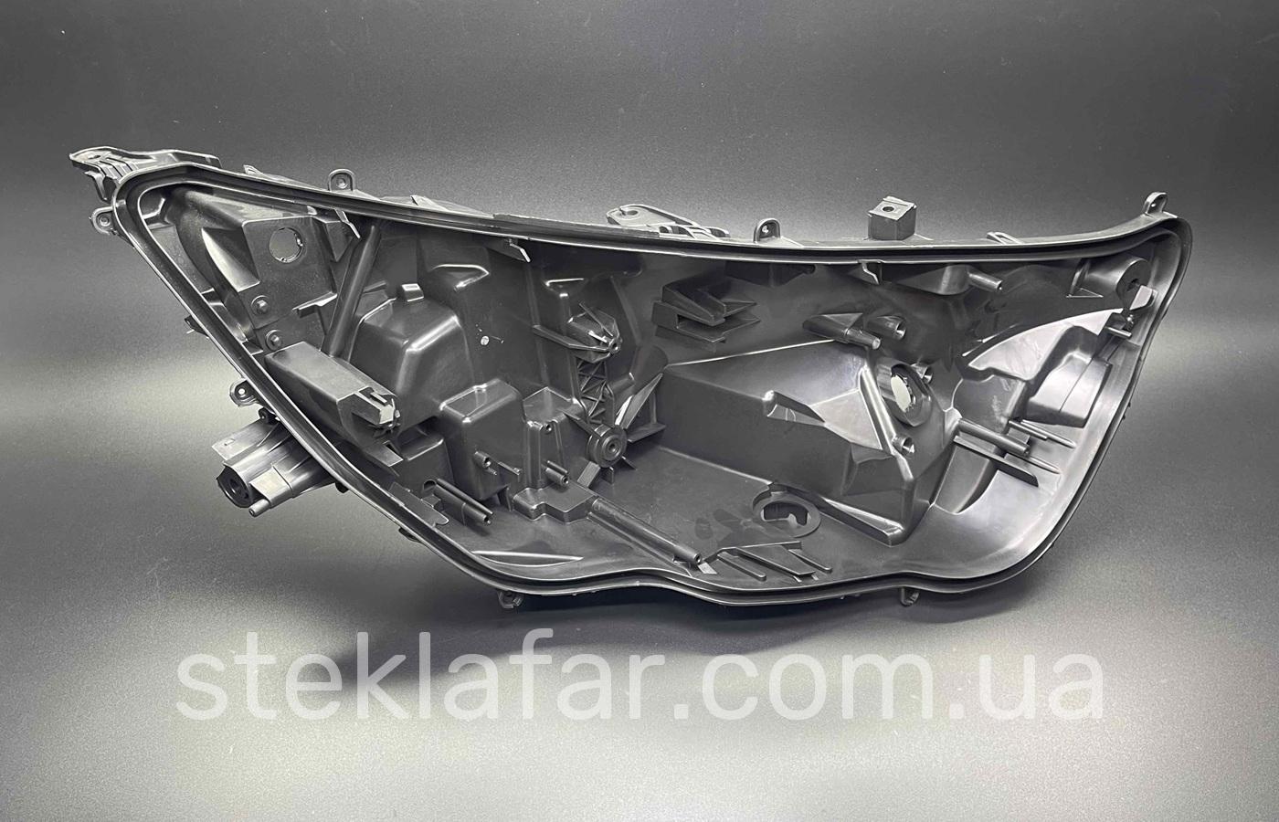 Корпус фары Toyota RAV4 LED USA (2019-2021)