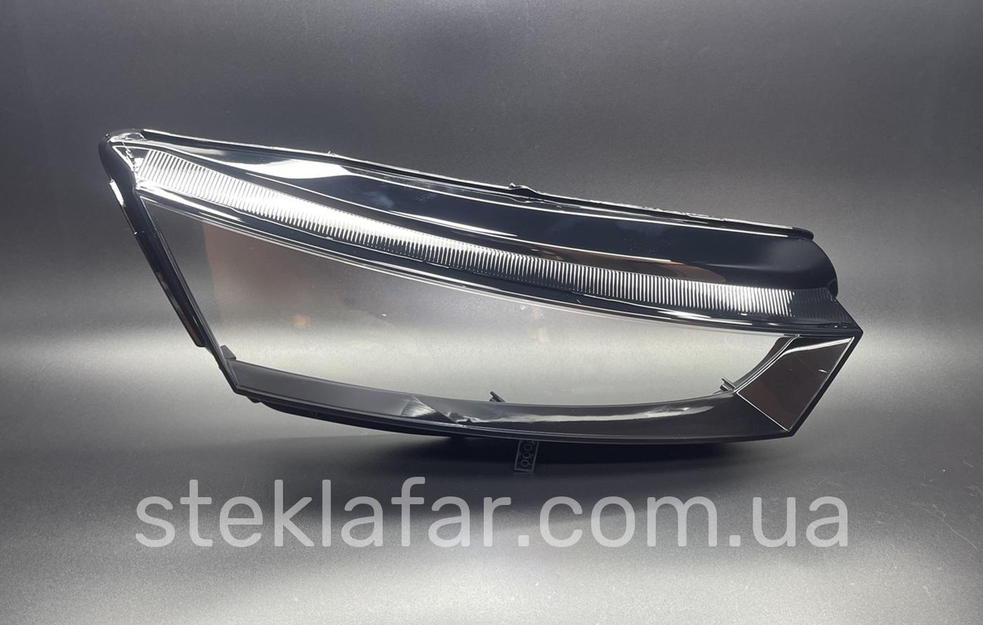 Скло до фари Skoda Octavia A8 (2020-2024)
