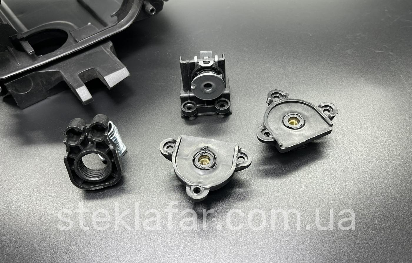 Набір ремонтних кріплень до фари Volkswagen Touran (2010-2015)