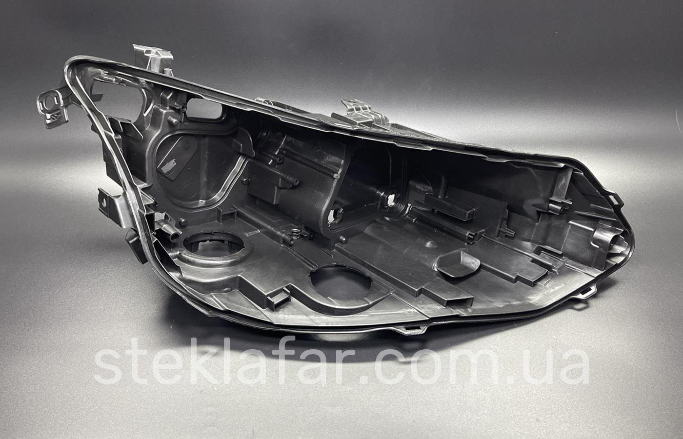 Корпус до фари Volkswagen Golf Mk8 (2020-2023) EU версия