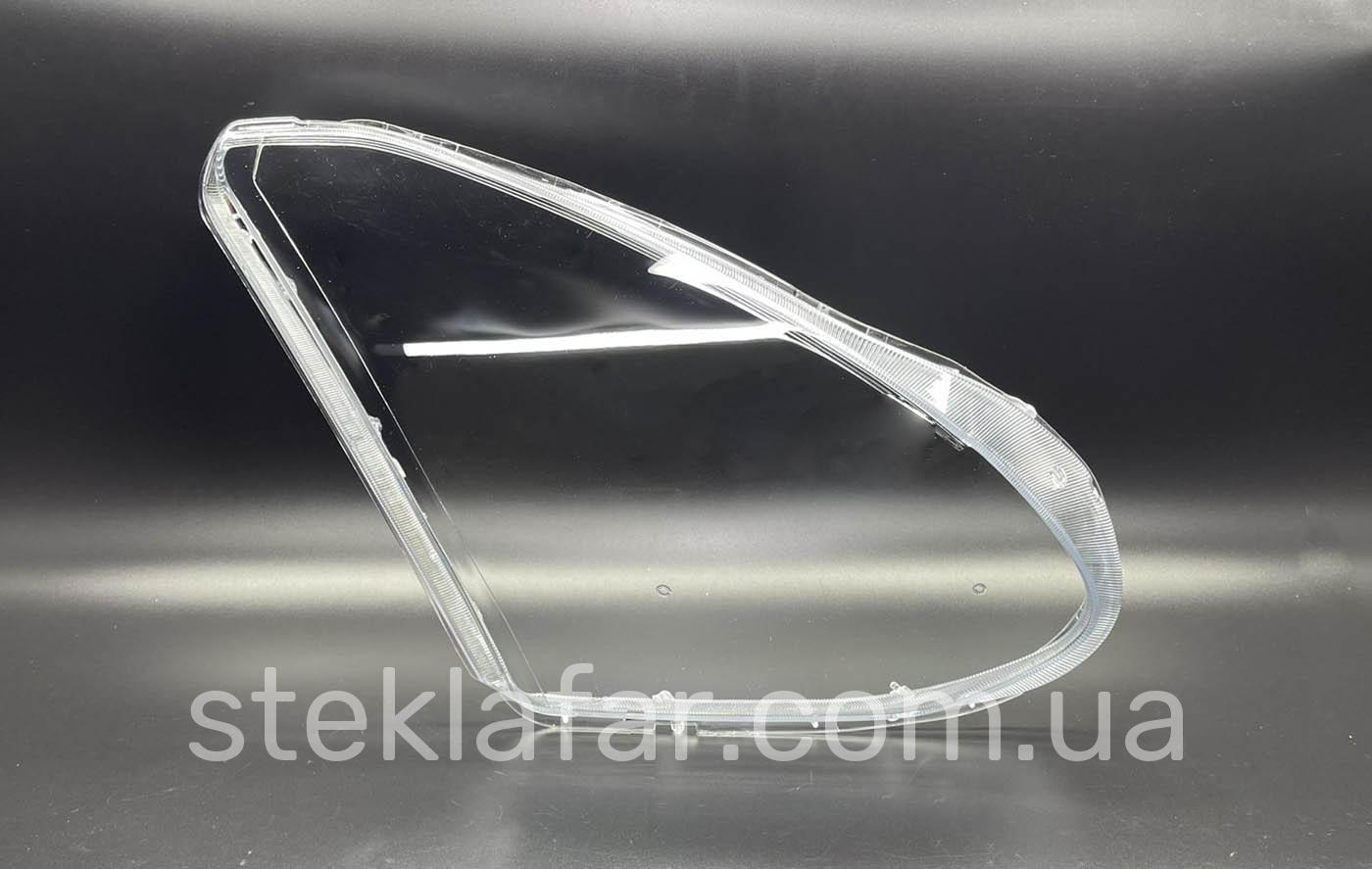 Скло до фари Nissan Rogue S35 (2008-2013)