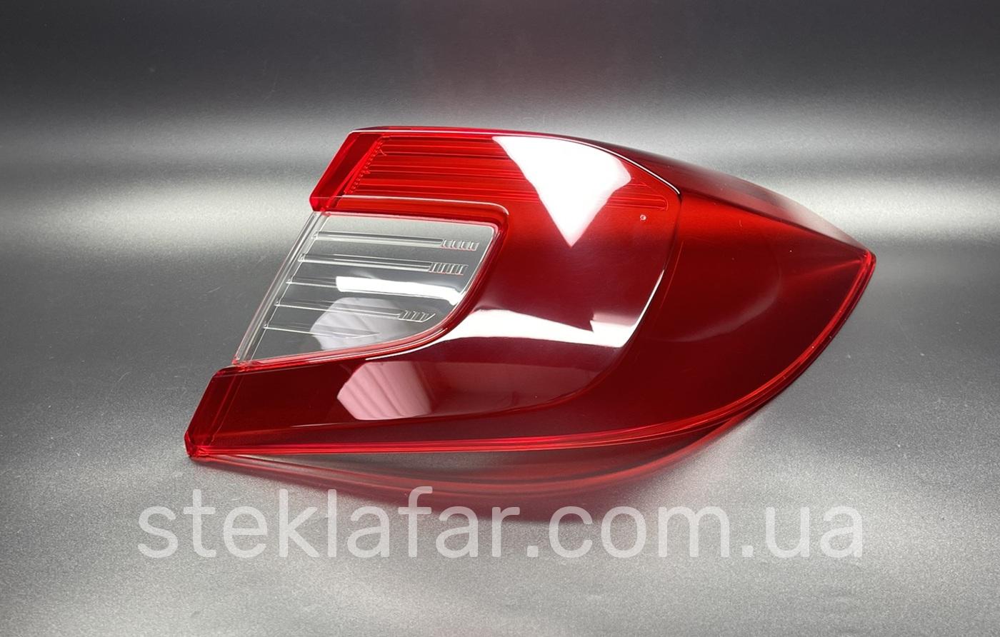 Стекло заднего фонаря Honda Accord X (2017-2021) внешний