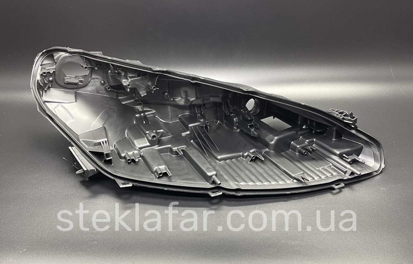 Корпус до фари Tesla Model 3 (2023-2026)