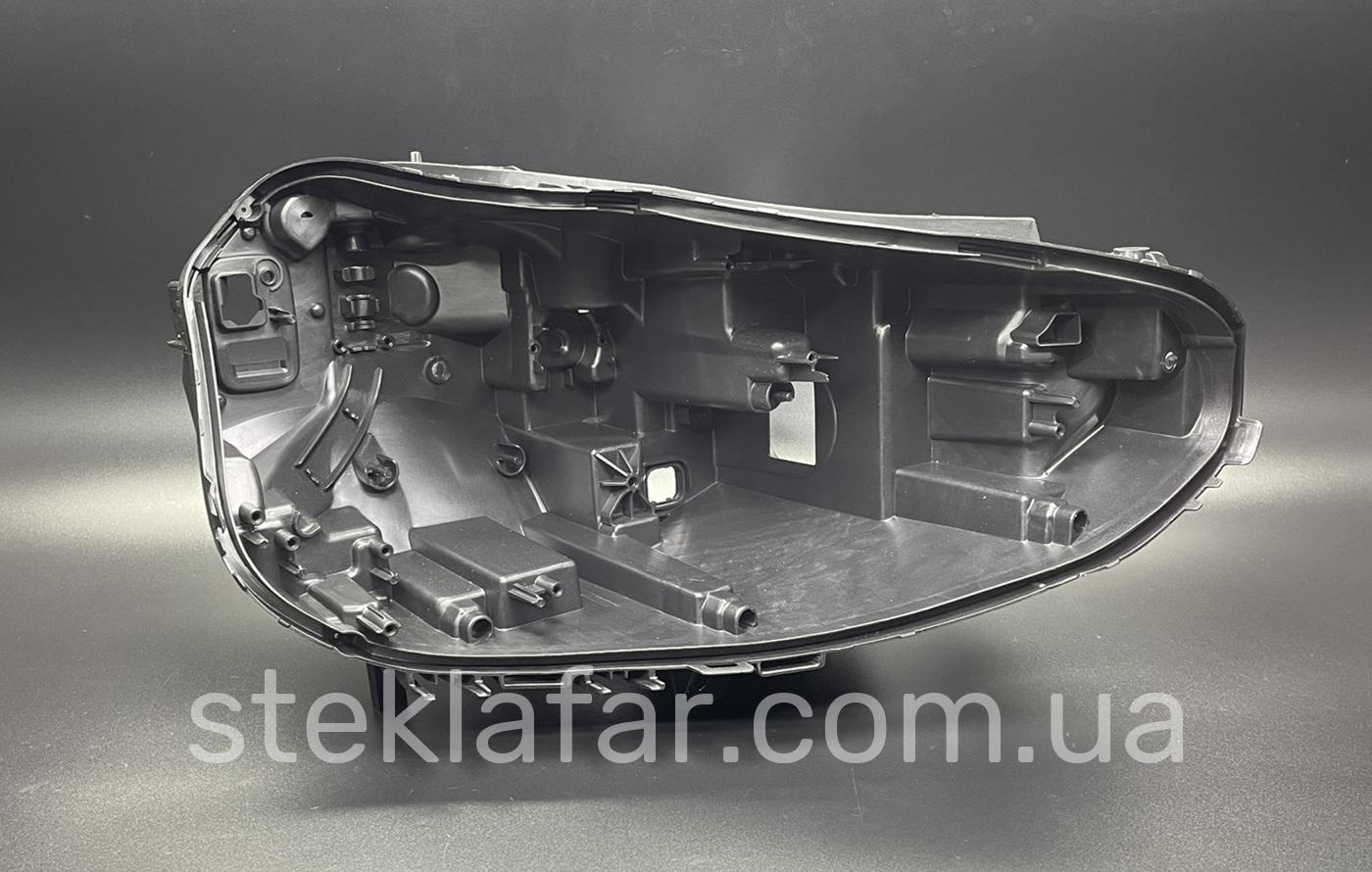 Корпус до фари BMW 2-Series G42 (2021-2025)